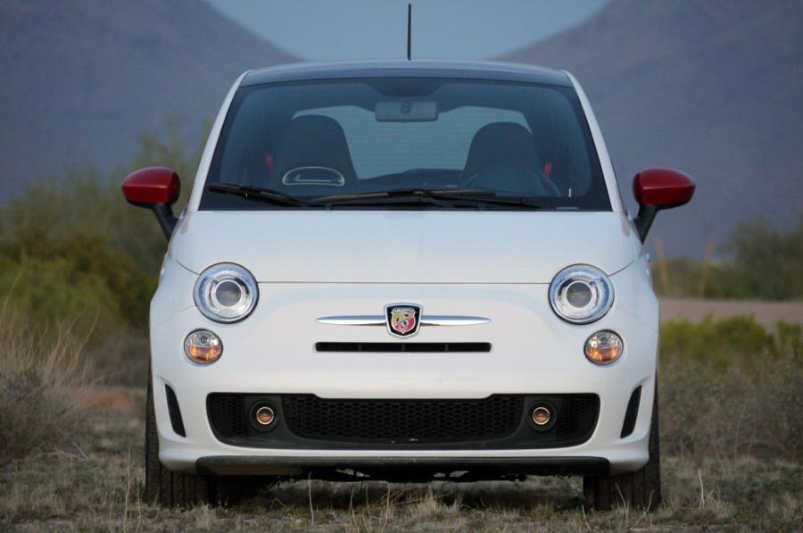  Fiat 500 Abarth 2012 года  (фото 5 из 121)